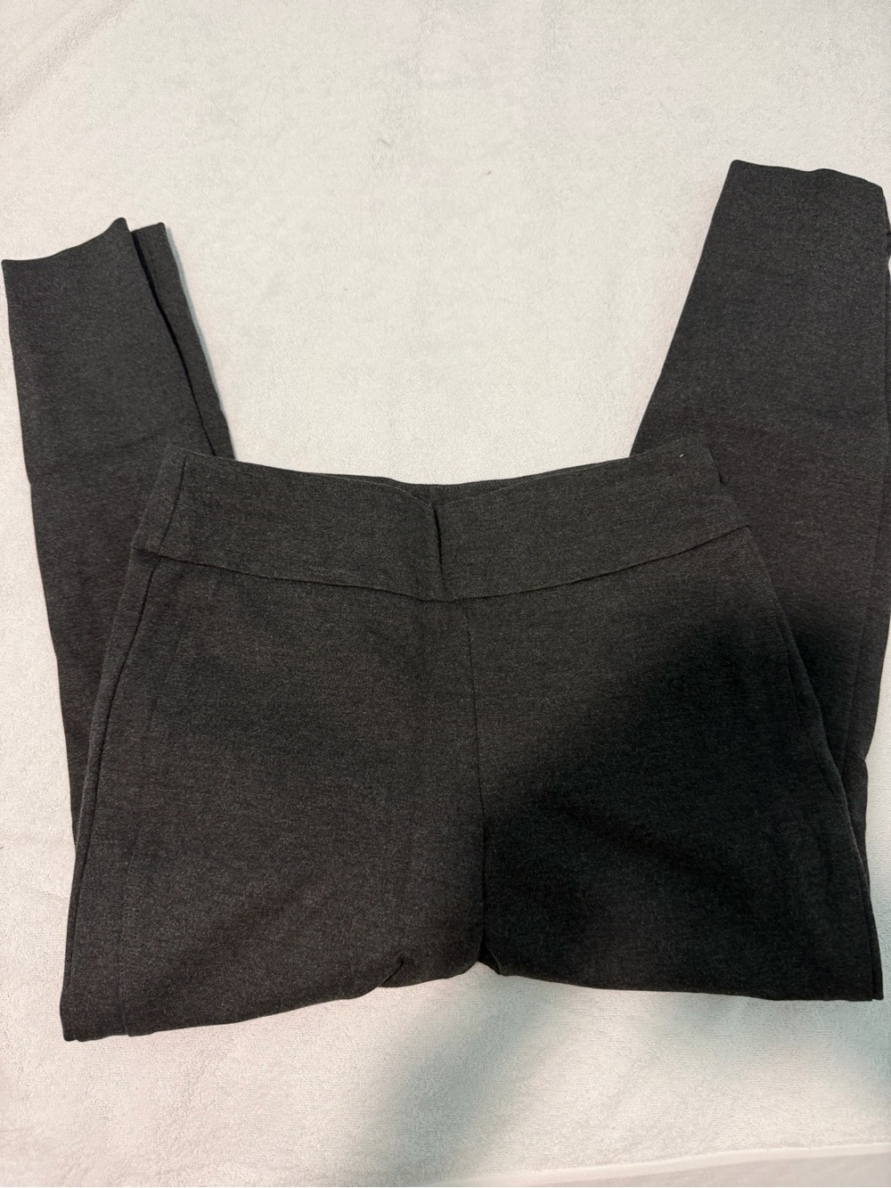 Express Women’s Black Ponte Pull-On Slim Leg Pants
